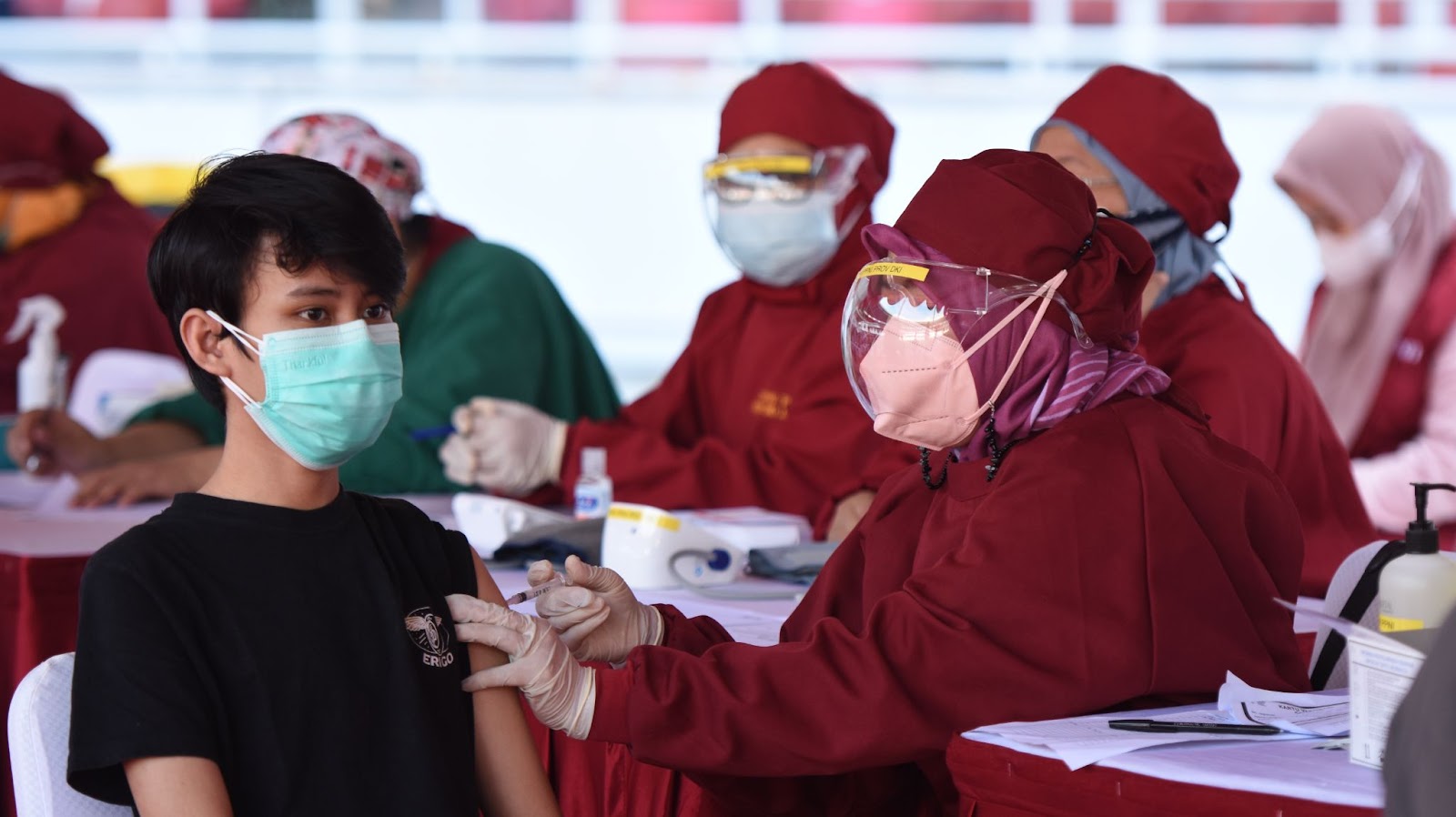 Satgas Covid-19: 45 Juta Orang di Indonesia Sudah Terima Vaksin Dosis Kedua