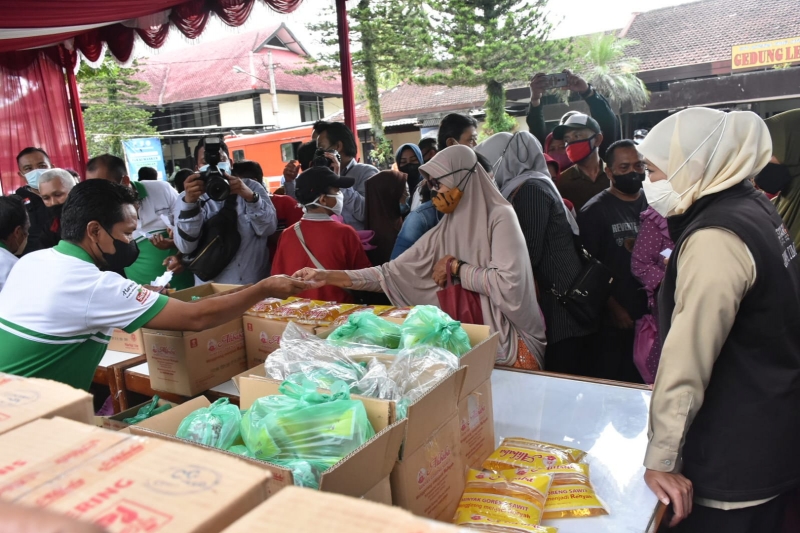 Pemprov Jatim Gelar Operasi Pasar Minyak Goreng di Malang