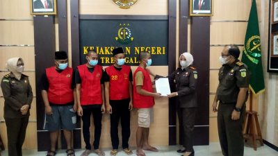 Kejari Trenggalek Hentikan Penuntutan Kasus Kekerasan Terhadap Anak Melalui Restorative Justice