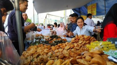 Pedagang Takjil Dihimbau Berdagang Di Halaman Parkir Pasar Pon Trenggalek