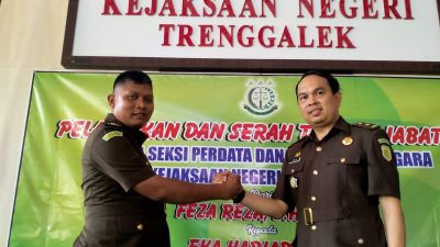 Kejari Trenggalek Gelar Pelantikan dan Sertijab Kasi Datun