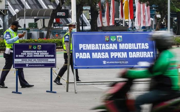 Aturan Baru Mendagri: PPKM Lanjut, Syarat PCR dan Antigen Ditiadakan