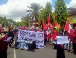 GMNI dan IMM Demo Tolak Kenaikan BBM