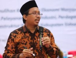 Bupati Sidoarjo Muhdlor Instruksikan Siswa Belajar di Rumah Saat Peringatan 1 Abad NU