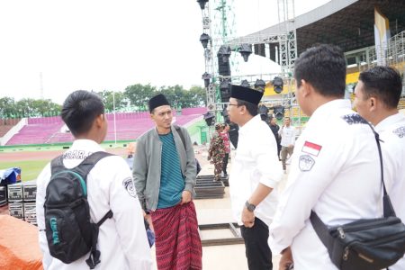 Bupati Muhdlor Tinjau Persiapan Peringatan 1 Abad NU di GOR Sidoarjo