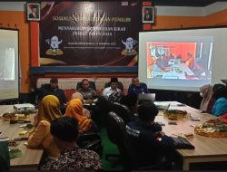 KPU Trenggalek Gelar Nobar Kirab Pemilu