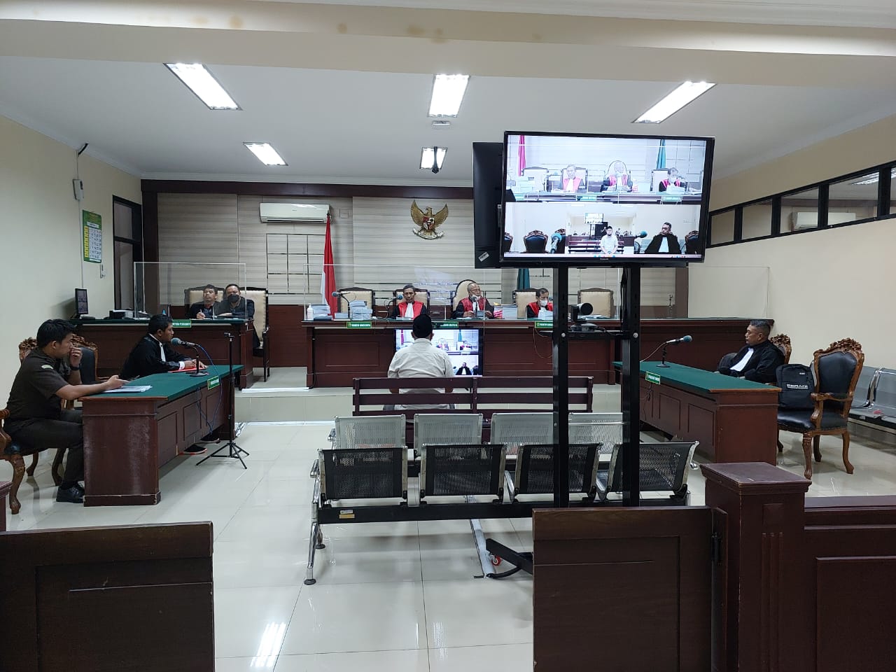 Selewengkan Dana KUR, Eks Pegawai BRI Trenggalek Divonis 4 Tahun Penjara