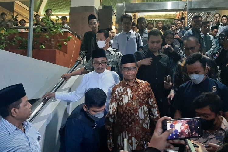 Ramai Isu Pembubaran Parpol dan DPR, Mahfud MD: Kita Perbaiki Bersama