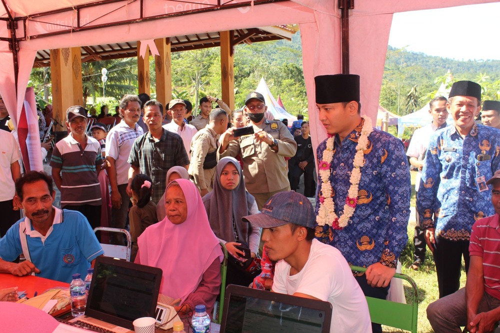 Bupati Arifin Minta OPD Berikan Perhatian Lebih Pada Para Lansia Wanita