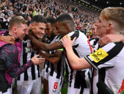 Newcastle United Puncaki Klasemen Grup F Usai Menang Telak 4-1 atas PSG