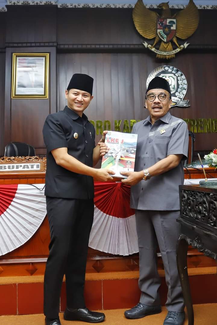 Sampaikan LKPJ Tahun 2023, Bupati Arifin Sukses Turunkan Angka Kemiskinan dan Pengangguran di Kabupaten Trenggalek