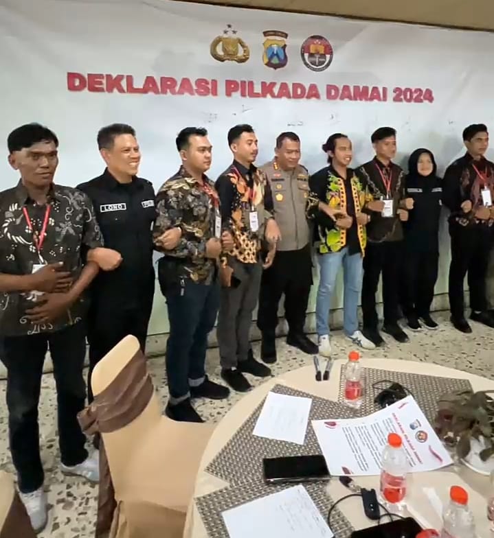 Bersama Pegiat Sosmed, Polda Jatim Gelar Temu Kangen dan Deklarasi Pilkada Damai 2024