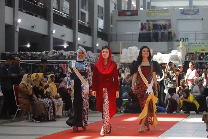 TGX Fashion Street: Cara Novita Dongkrak Jumlah Pengunjung Pasar Pon Trenggalek