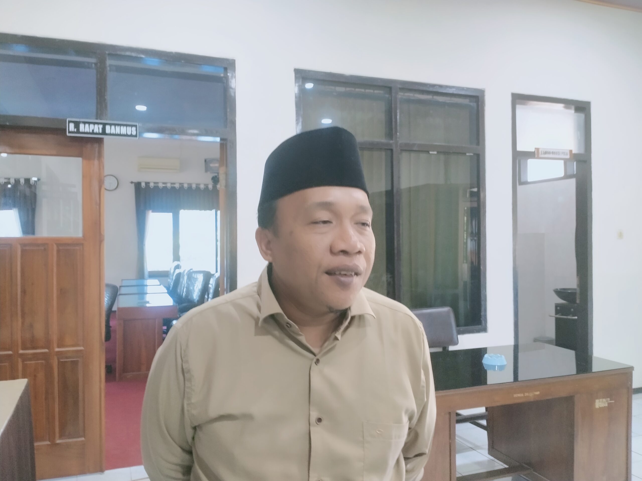 foto : Doding Rachmadi Ketua Sementara DPRD Trenggalek