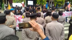 Aliansi Mahasiswa Trenggalek Tolak Pemangkasan Anggaran Pendidikan dan Minta Kerusakan Jalan Segera Ditangani