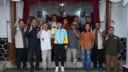 Bupati Arifin Apresiasi Guru Asal Panggul Masuk Nominasi Lomba Warna Lestari Nasional