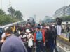 Demo Revolusi Rakyat Indonesia di Depan Gedung DPR Bentrok dengan Aparat