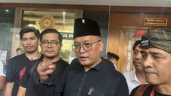 Politisi PDIP Guntur Romli Tolak Gelar Pahlawan Nasional Untuk Soeharto