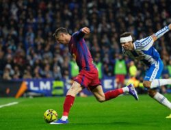 La Liga, Barcelona Gilas Espanyol 2-0