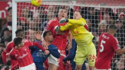 Laga Panas Premier League, Man City Tumbang, Arsenal Imbang