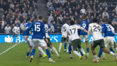Premier League, Everton Gasak Chelsea Dengan Skor Telak 3-0