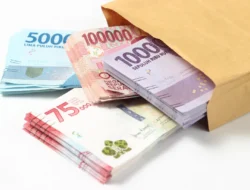 Jelang Lebaran, Tukar Uang Rp.100 Ribu Menjadi Rp.90 Ribu Itu Namanya Riba