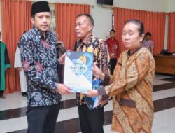 Wabup Syah Lantik Camat Pule Jadi Sekretaris Perpustakaan dan Kearsipan 