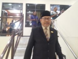 Komarudin Resmi Dilantik Anggota DPRD Kabupaten Trenggalek