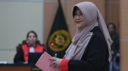 Dokter Tifa Ungkap 12 Tahun Jokowi Jadi Pejabat.?