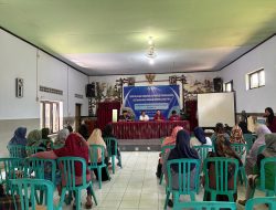 Edukasi Bahaya Pinjaman Online dan Sosialisasi Digitalisasi QRIS bagi Masyarakat Desa Darungan